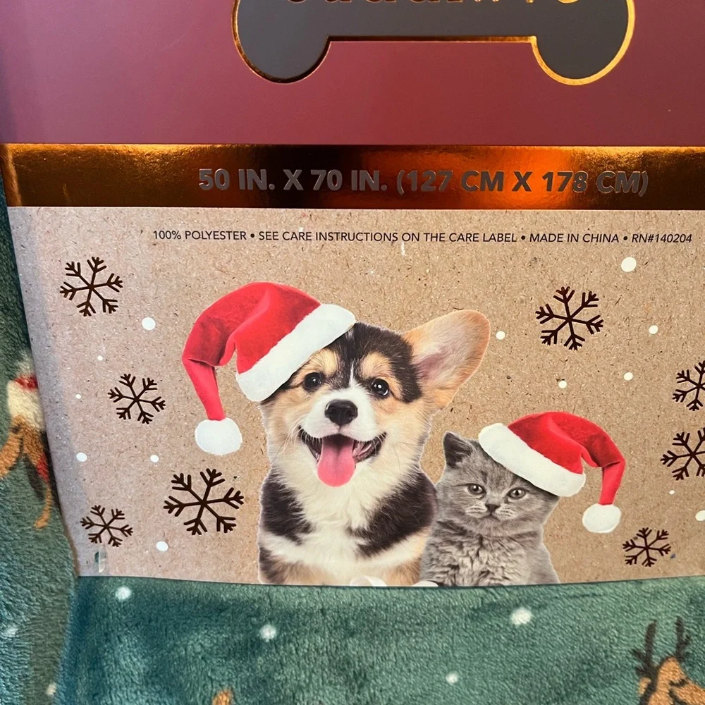 Cuddlove Dachshund Wiener Dog Christmas Blanket with Santa Hats